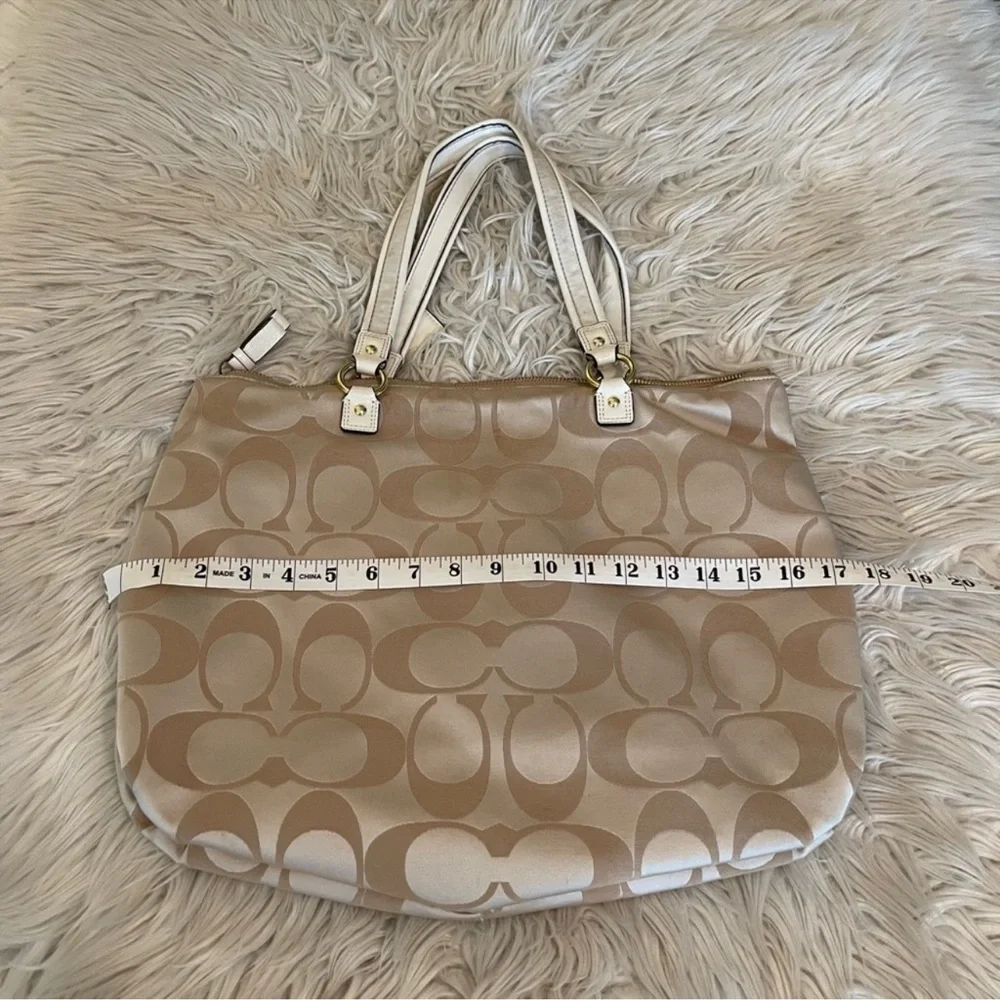 Authentic | Coach Bag | Loved ♥️ - Picture 12 of 15